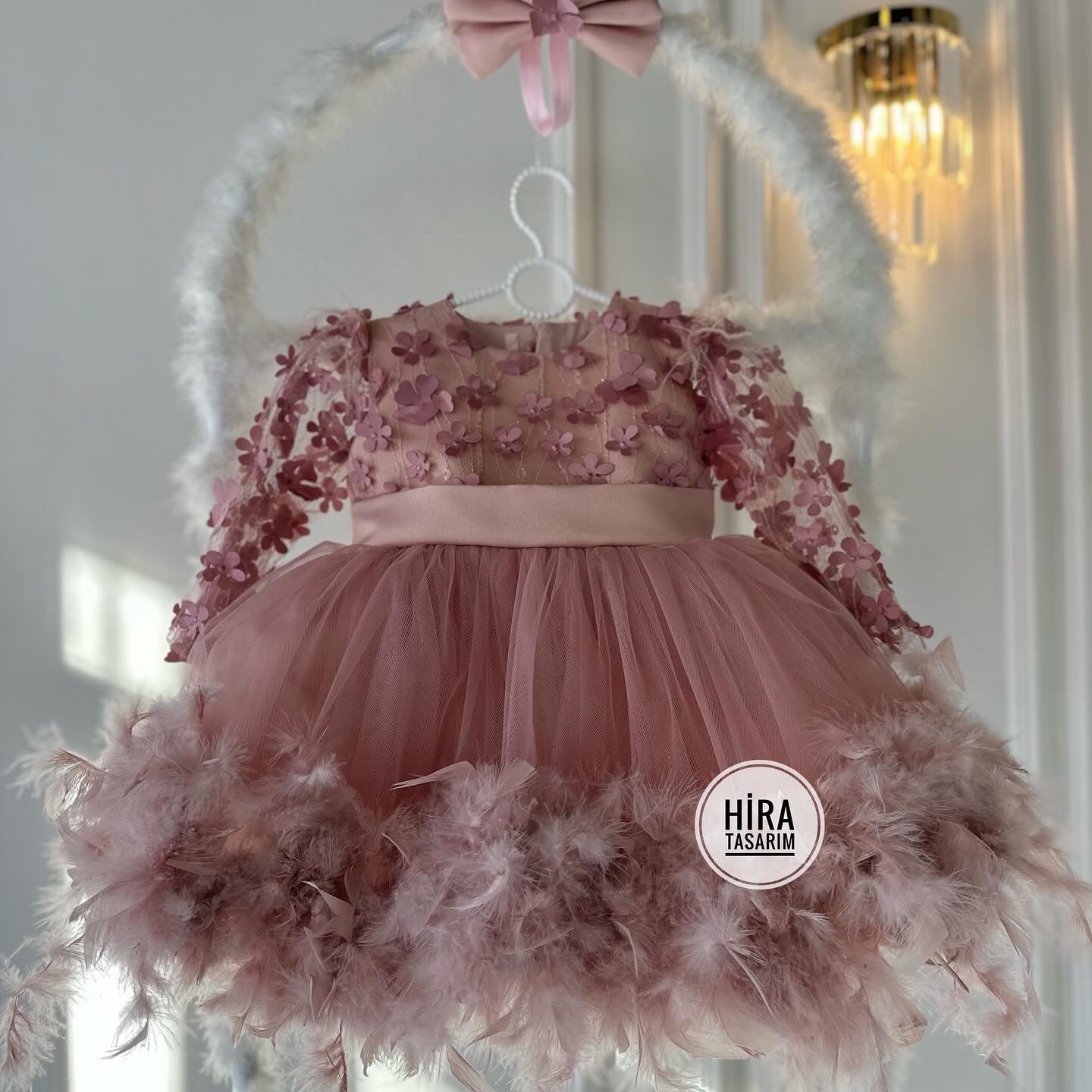 Prenses Çiçek Kalp Detay Tüy Pudra Bebek Abiyesi