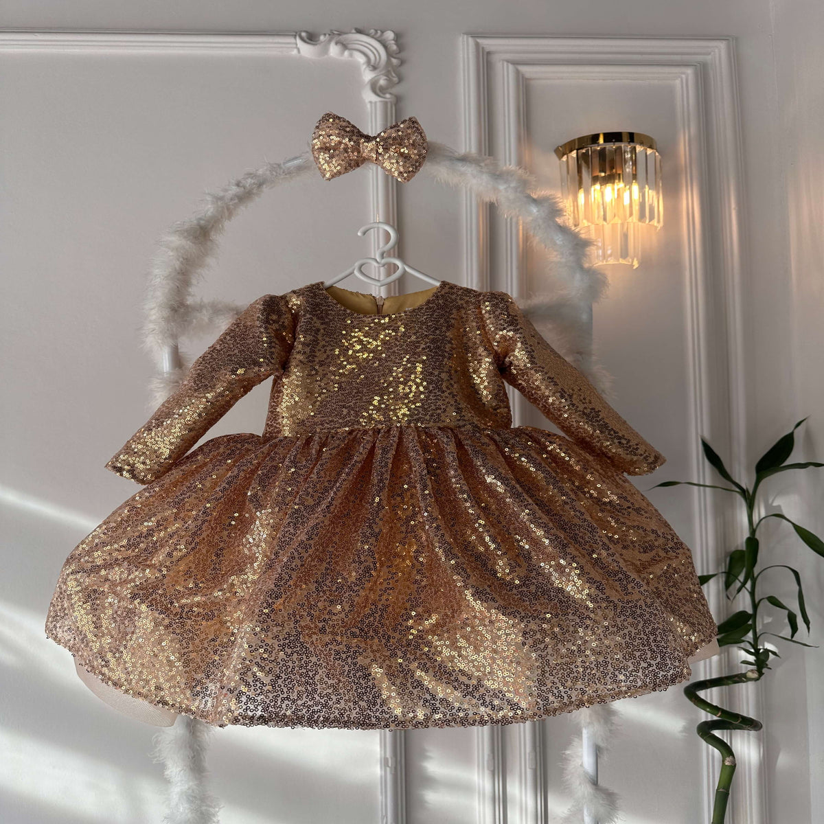 Hira Gold Payetli Kız Çocuk Abiyesi